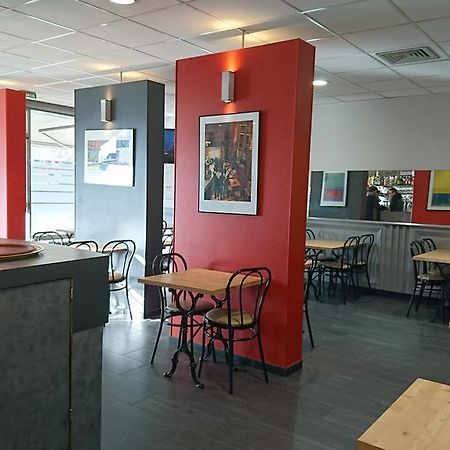Hotel De France Objat Zewnętrze zdjęcie