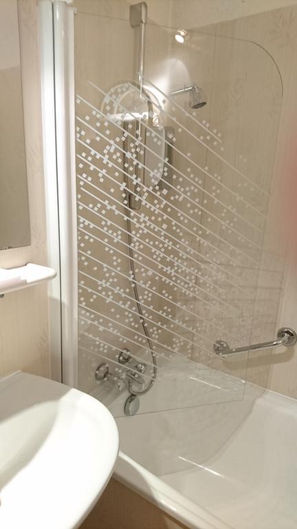 Hotel De France Objat Zewnętrze zdjęcie