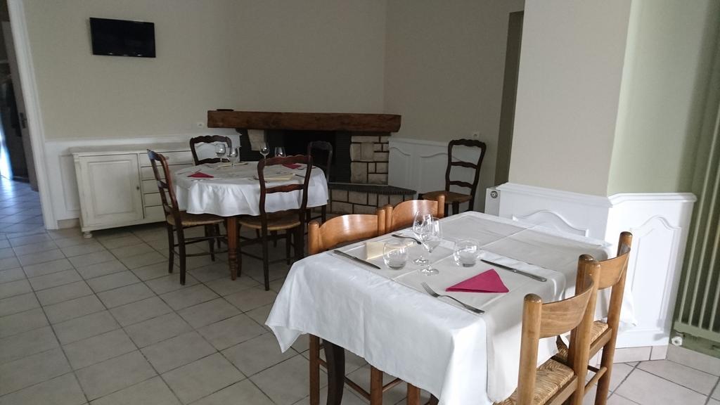 Hotel De France Objat Zewnętrze zdjęcie